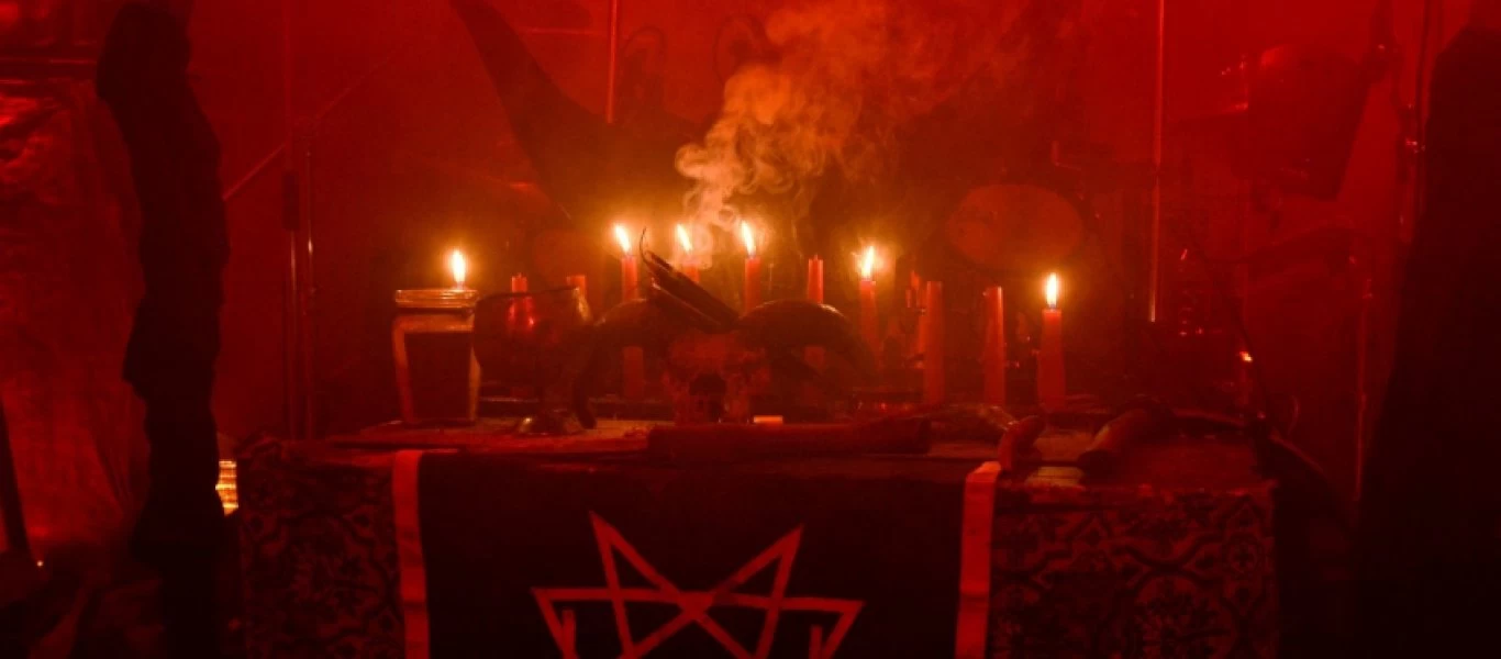 Σατανιστές τρομοκρατούν την Κοζάνη: Ζωγράφισαν πεντάλφες και «666» σε όλη την πόλη! (φώτο)